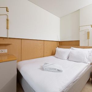 Ekononiczny pokój z łóżkiem king-size